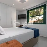 Lobie Vilares Copacabana